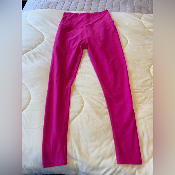 Beyond Yoga Caught in the MIDI Leggings - Picture 6 of 7